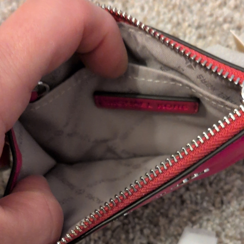 Michael Kors Fuchsia Quilted Wallet - Picture 9 of 12